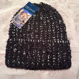 Chill Chasers by Cuddl Duds Knit Beanie Hat Black White Speckled One Size NEW